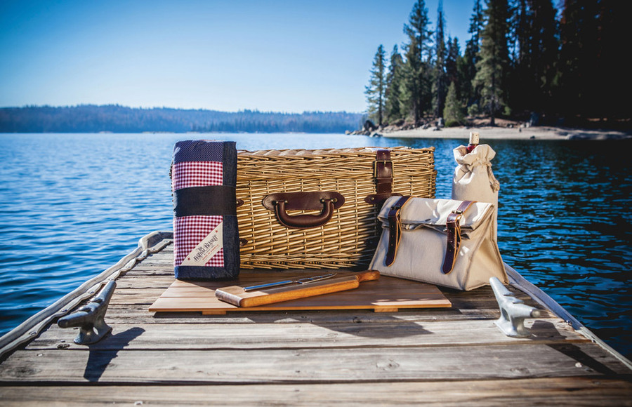 Win a luxurious spring picnic basket from Greytown’s Mr and Mrs Blackwell (valued at 1140.80