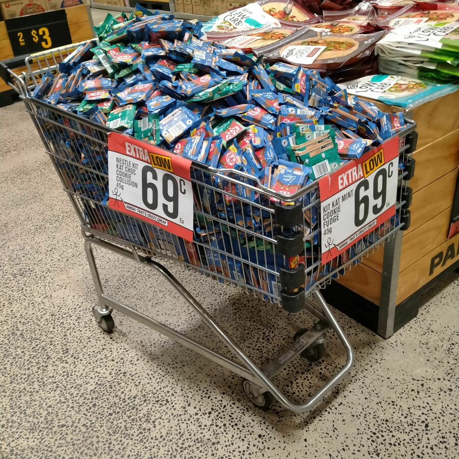 Kit Kat Choc Cookie Collision & Mint Cookie Fudge 45g 0.69 Each PAK