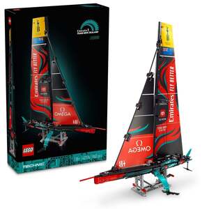 LEGO 42174 Emirates Team New Zealand Ac75 Yacht
